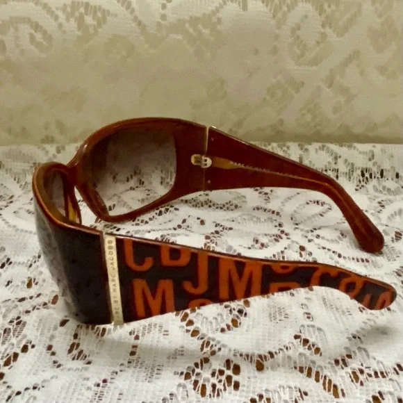 Vintage Marc Jacob display picture 3